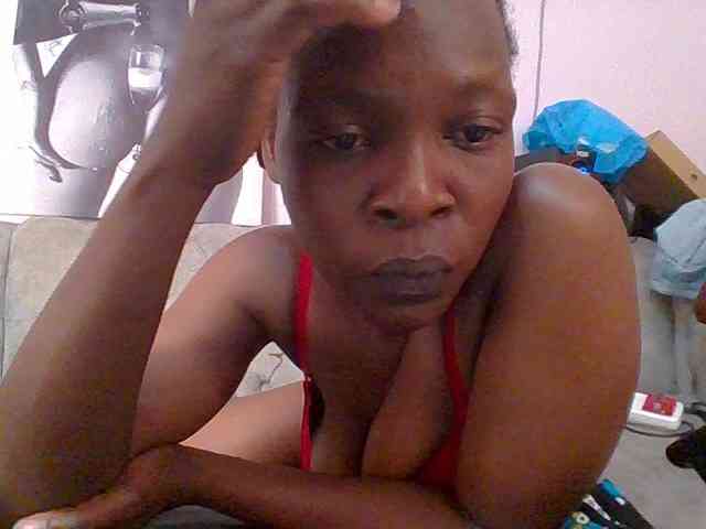 nudevelvet Live Webcam on BongaCams