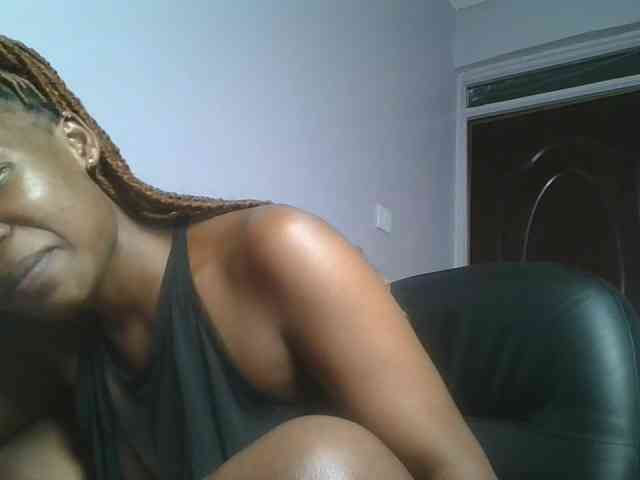 nudevelvet webcam