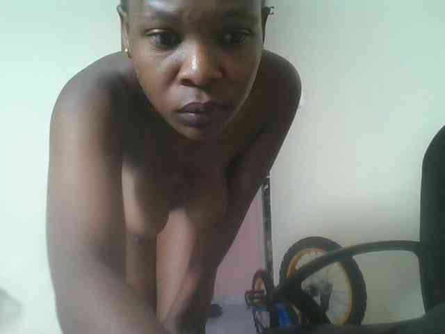 nudevelvet Live Webcam on BongaCams