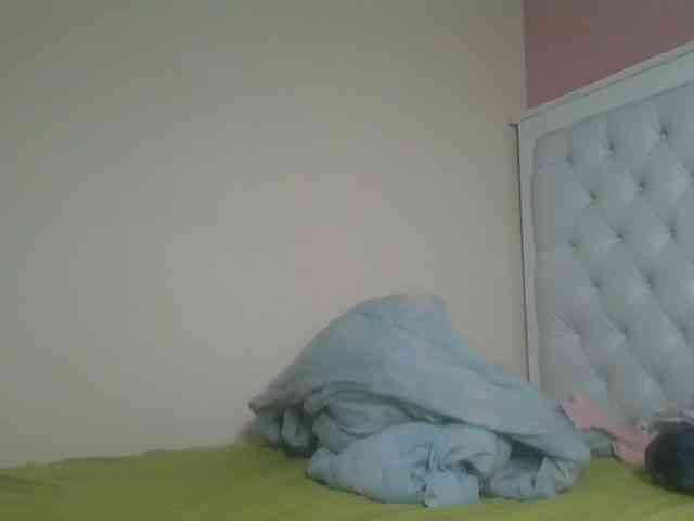 nudevelvet webcam