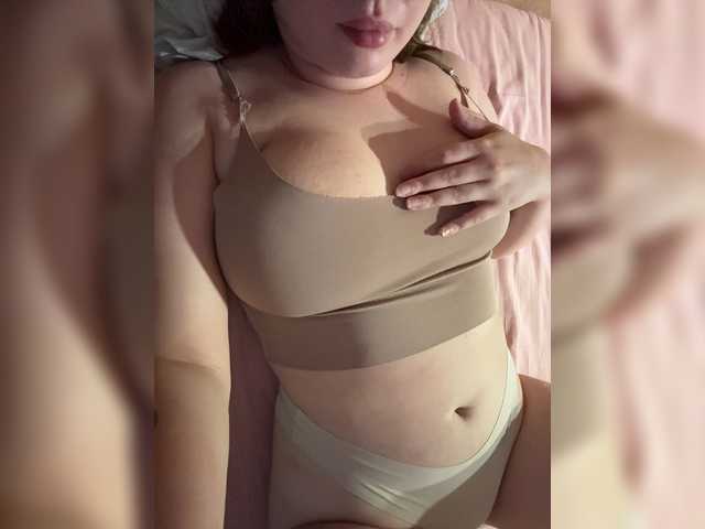 Lizzok- live cam on BongaCams