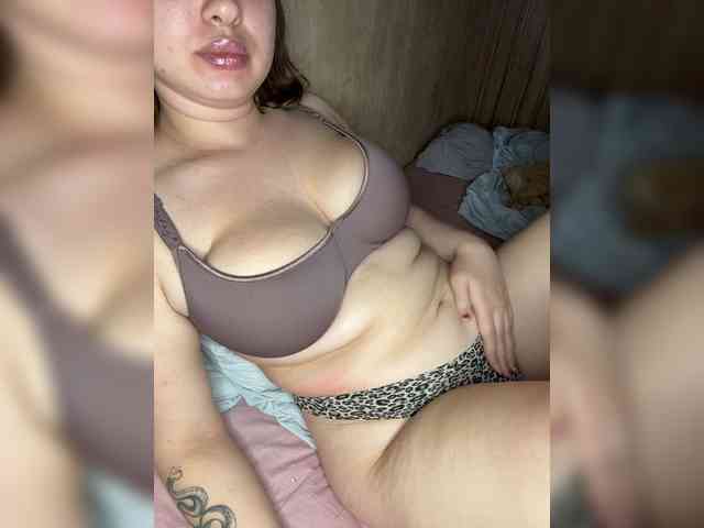 Lizzok- webcam