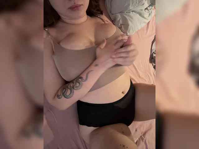 LIZOCHKA webcam