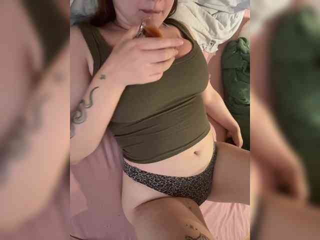 LIZOCHKA webcam