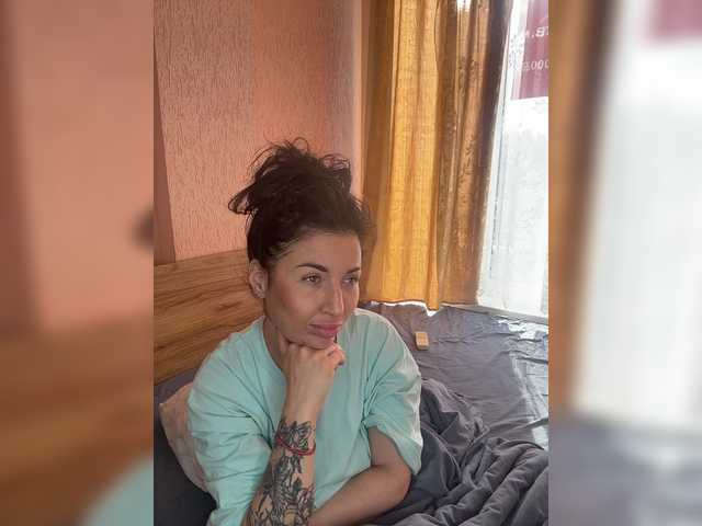 lyuzaa cam belle