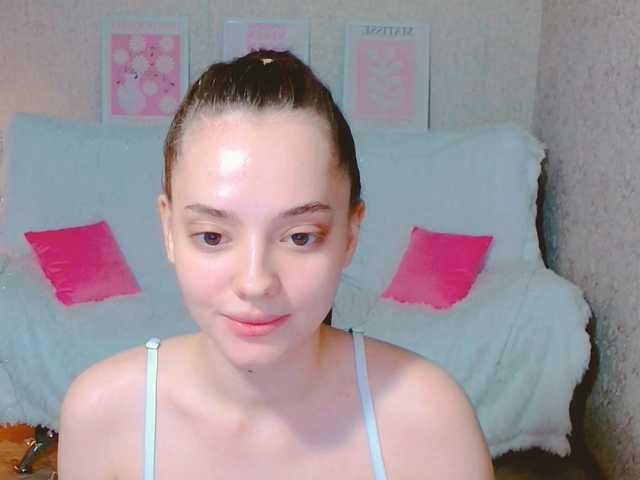 SiennaMia live cam on BongaCams