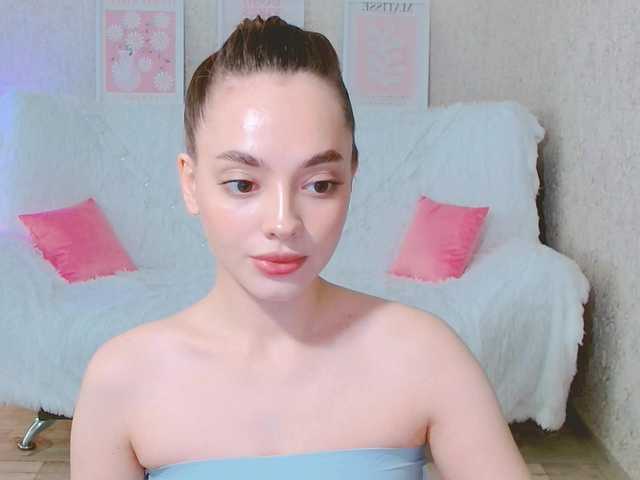 SiennaMia live cam on BongaCams