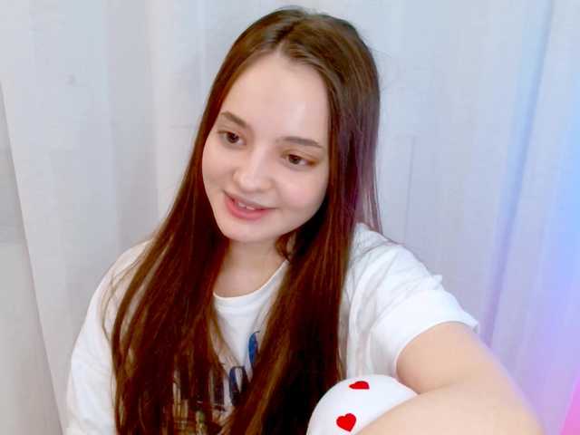  SiennaMia chat room