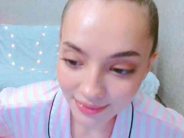 SiennaMia webcam