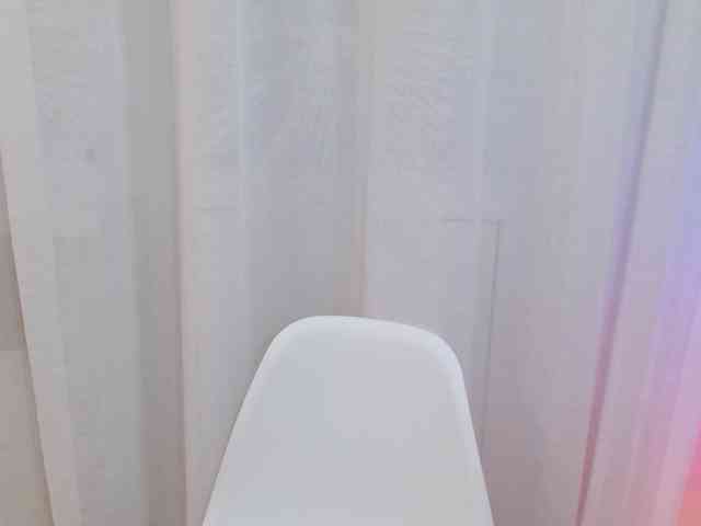 SiennaMia webcam