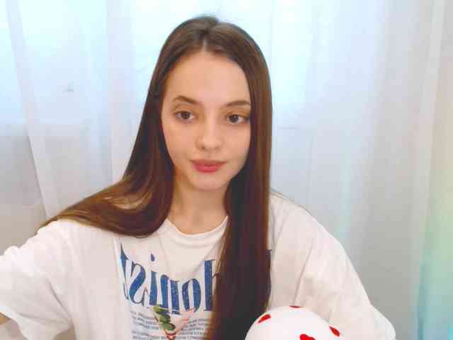 SiennaMia webcam