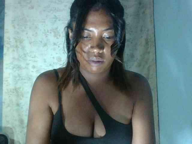 Raheli95 webcam