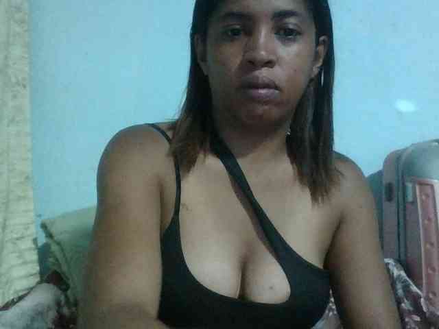 Raheli95 webcam