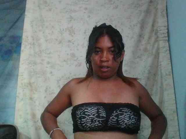 Raheli95 webcam