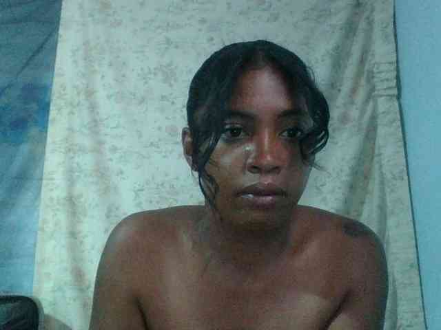 Raheli95 webcam