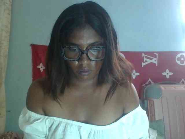Raheli95 webcam