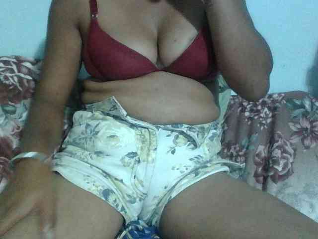 Raheli95 webcam