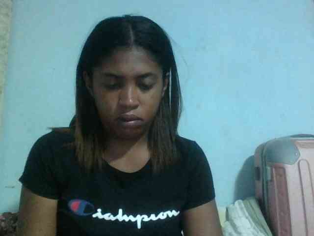 Raheli95 webcam