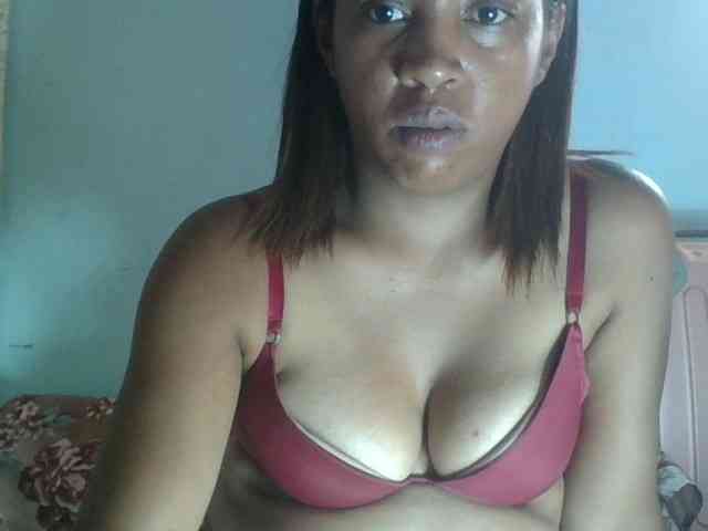 Raheli95 webcam