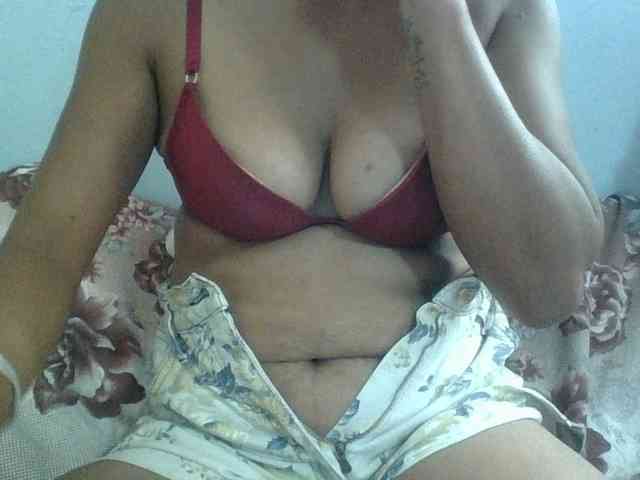 Raheli95 webcam