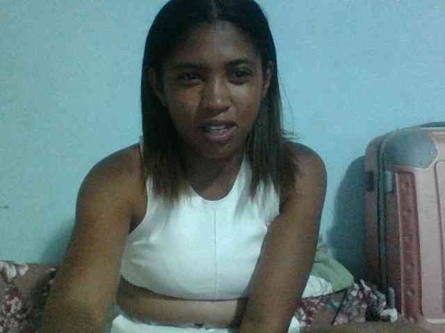 Raheli95 webcam