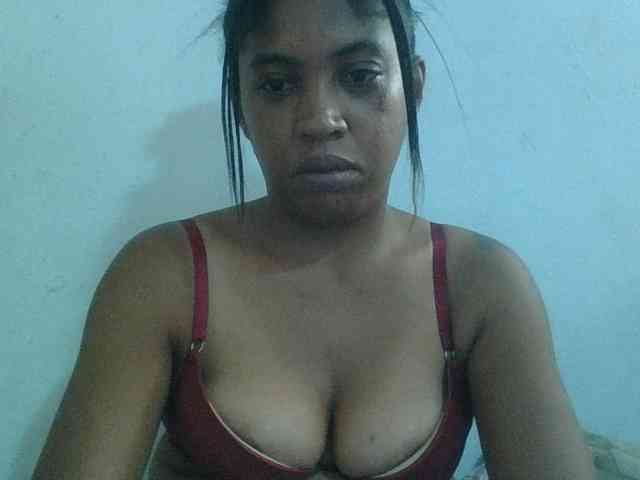 Raheli95 webcam