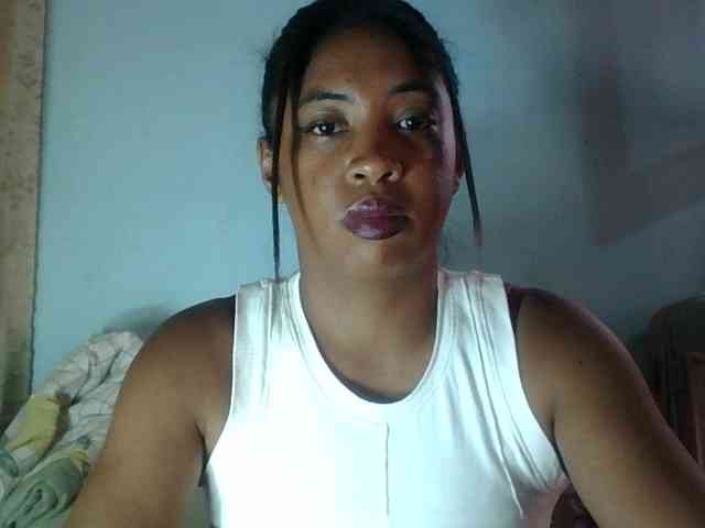 Raheli95 webcam