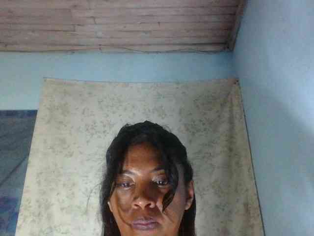 Raheli95 webcam