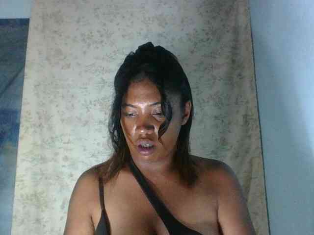 Raheli95 webcam