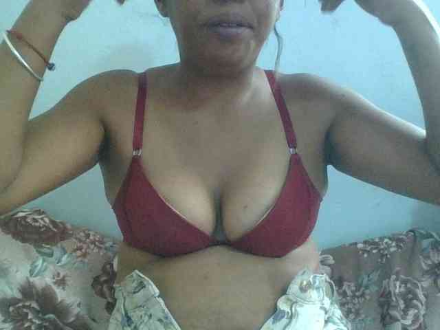 Raheli95 webcam