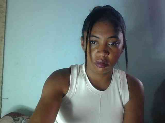 Raheli95 webcam