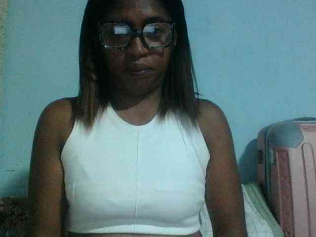Raheli95 webcam