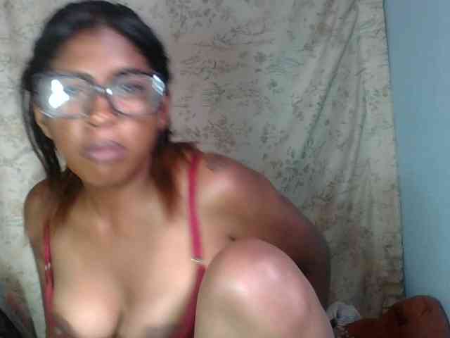 Raheli95 webcam