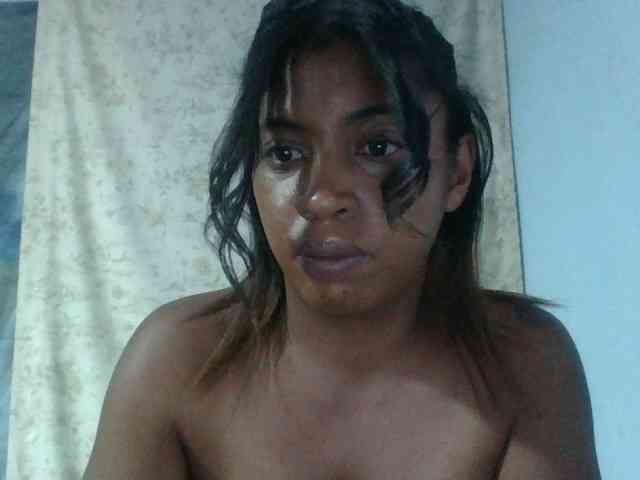 Raheli95 webcam