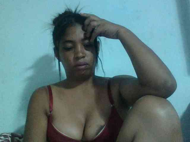 Raheli95 webcam