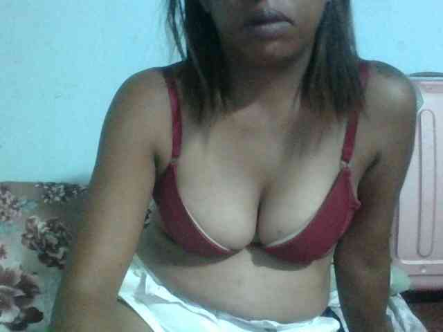 Raheli95 webcam