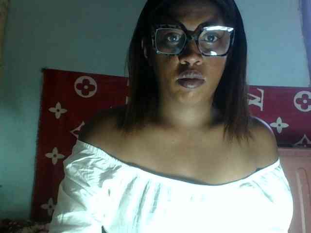 Raheli95 webcam