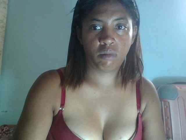 Raheli95 webcam
