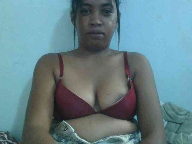 Raheli95 webcam