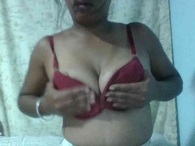 Raheli95 webcam