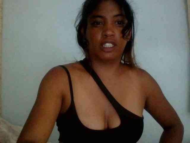 Raheli95 webcam