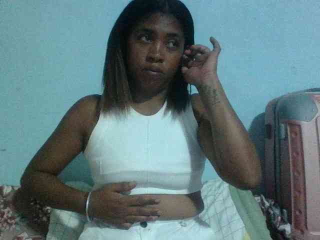 Raheli95 webcam