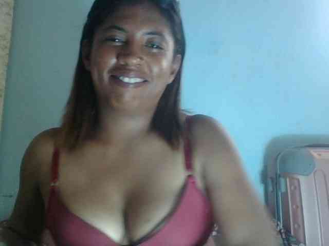Raheli95 webcam