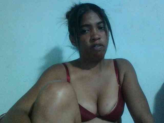 Raheli95 webcam