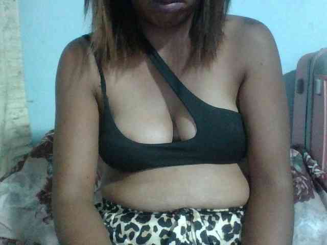 Raheli95 webcam