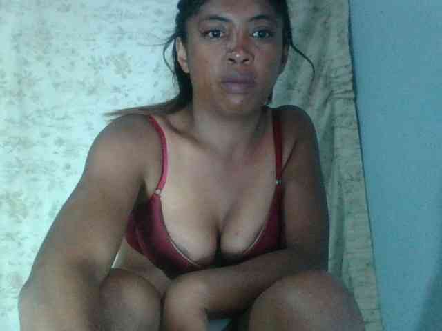 Raheli95 webcam