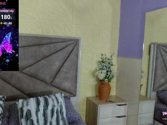 melani-alvares live cam on BongaCams