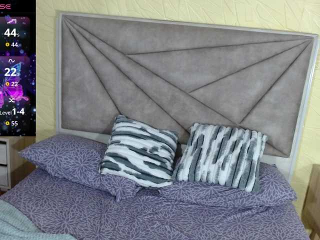 melani-alvares live cam on BongaCams