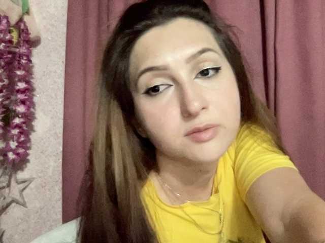 Queenli483 live webcam show