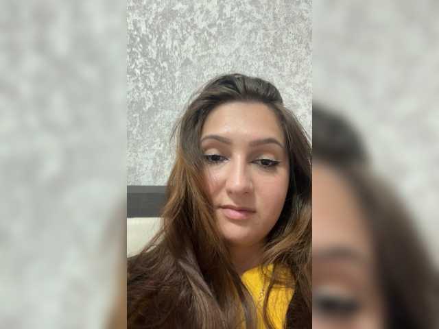 Queenli483 live webcam show